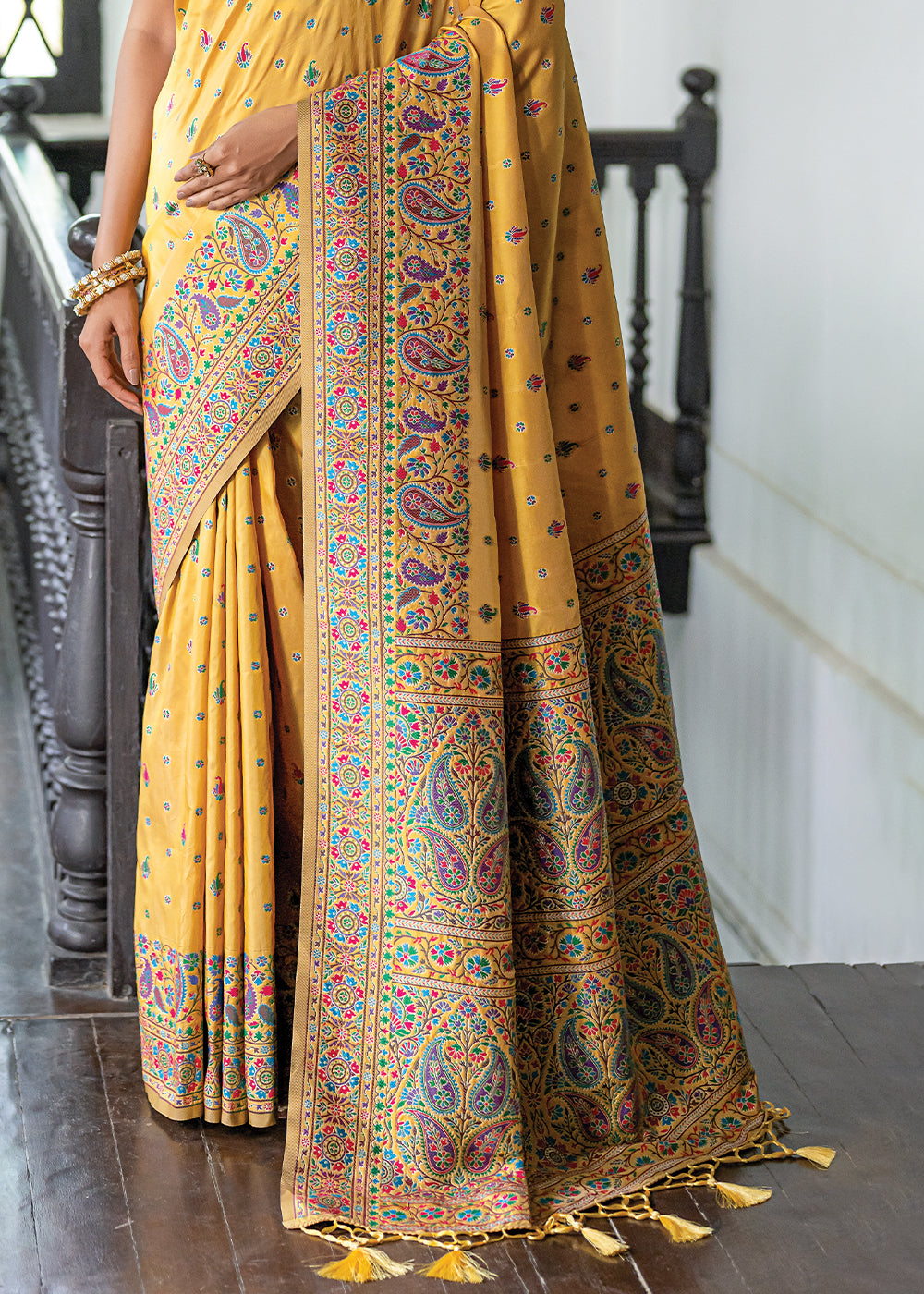 Aureolin Yellow Kashmiri Handloom Woven Silk Saree