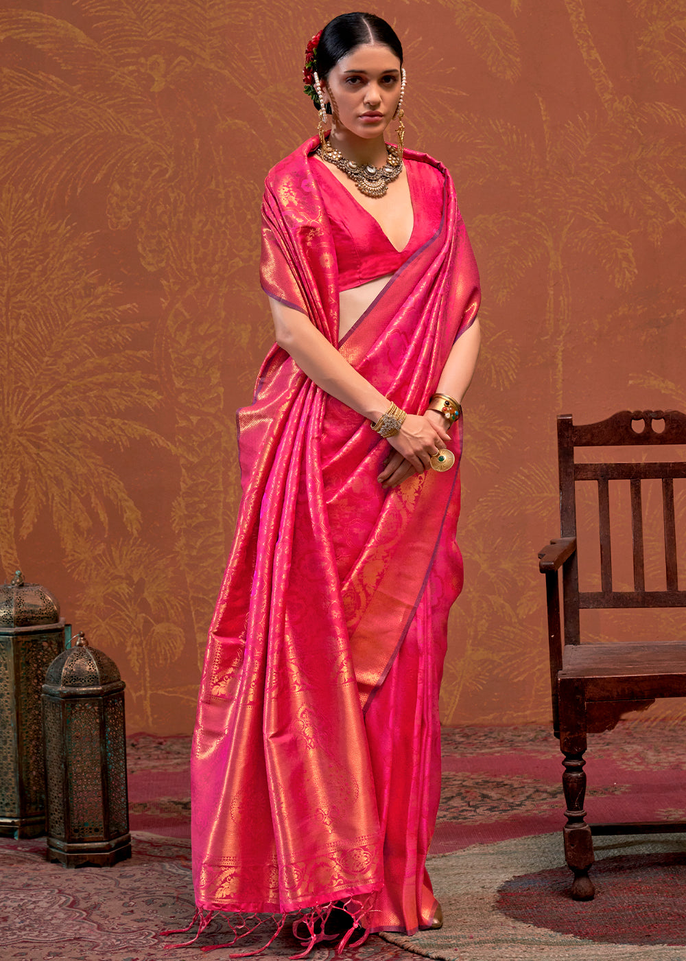 Shades Of Pink Handloom Woven Designer Silk Saree