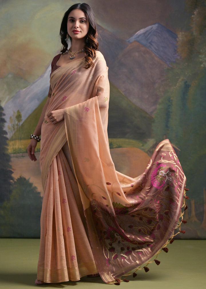 Peach Thread Woven Cotton Saree With Contrast Blouse And Pallu