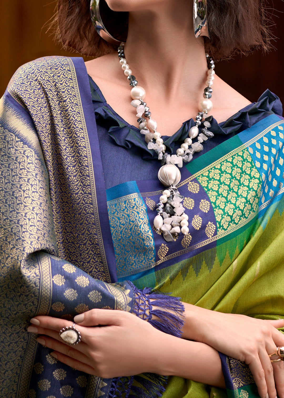 Slime Green Banarasi Silk Saree With Beautiful Contrast Border