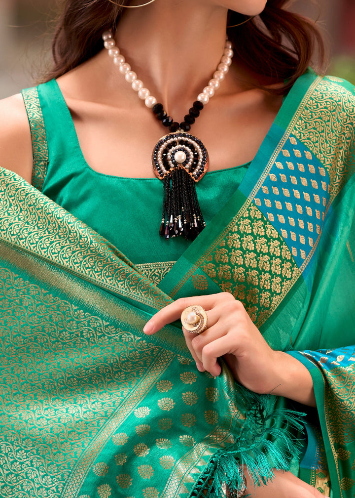 Cyan Green Banarasi Silk Saree With Beautiful Contrast Border