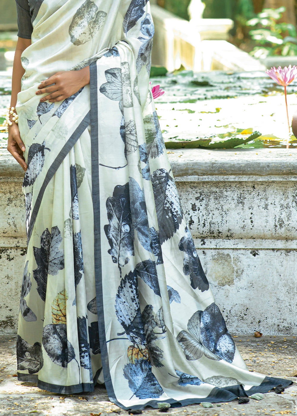 Rice White Floral Printed Silk Saree