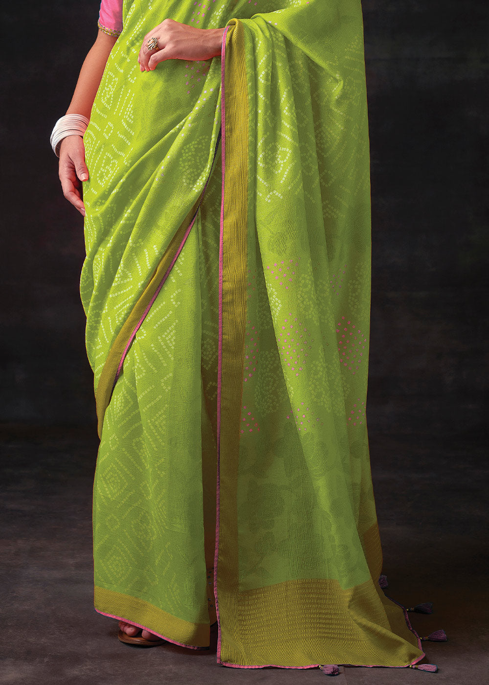 Buy Satrani Green Bandhani Print Saree With Unstitched Blouse for Women  Online @ Tata CLiQ