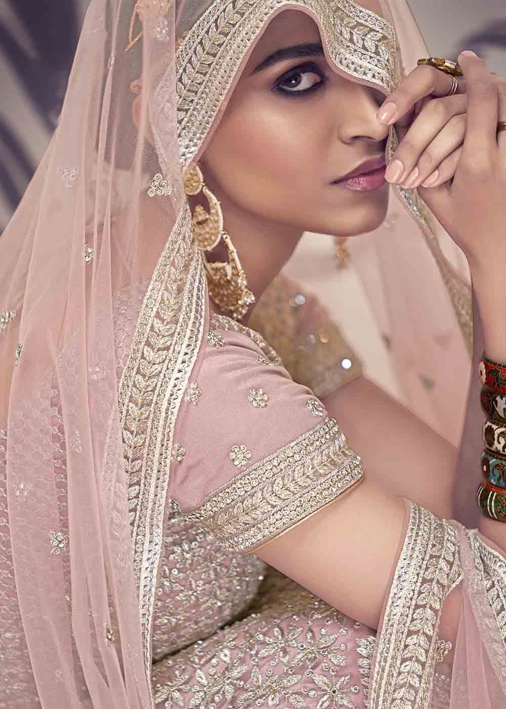 All the lehenga, makeup & styling tips for a short bride-to-be! | Bridal  Wear | Wedding Blog